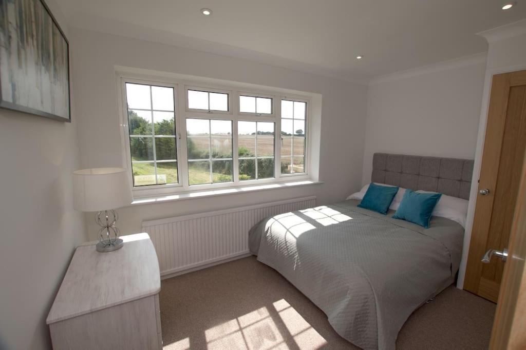 Spacious 5 Bed In The Countryside, Close To Frinton-On-Sea Kirby Cross Exterior foto